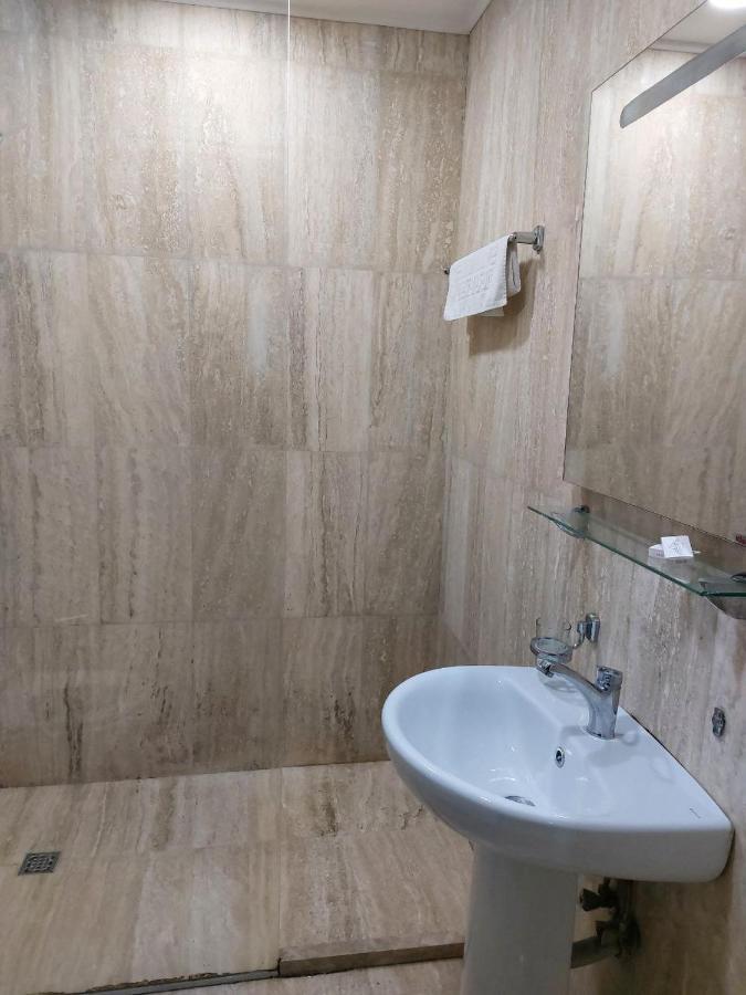 Ferienwohnung City Centre Batumi Exterior foto